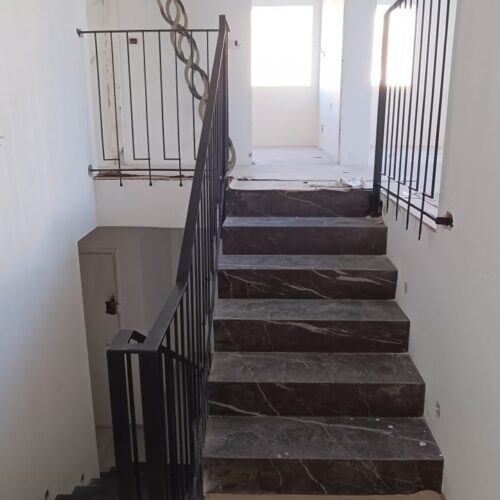 מעקה מברזל דגם 931